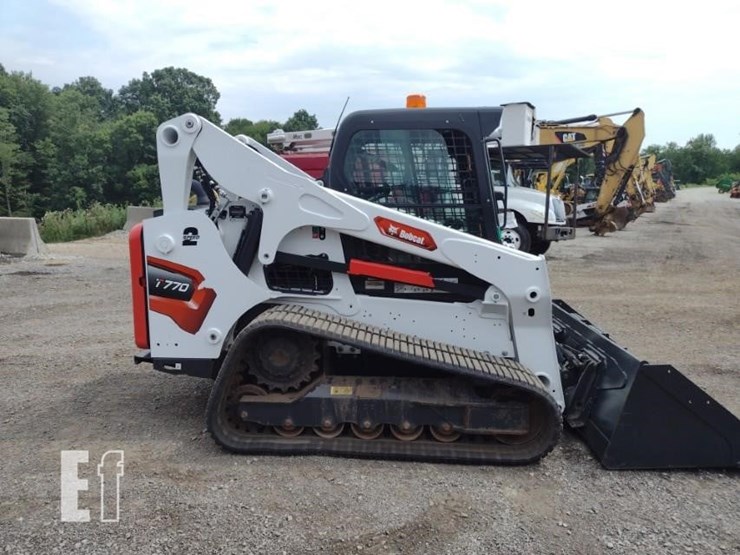 2023-bobcat-t770-image-3