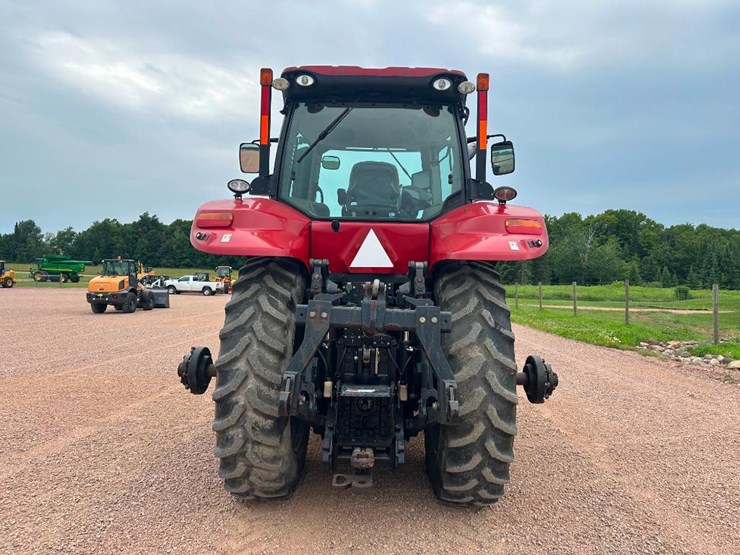 2017-case-ih-magnum-250-image-5