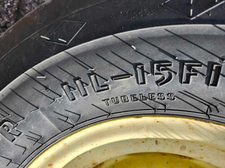 john-deere-635-image-11