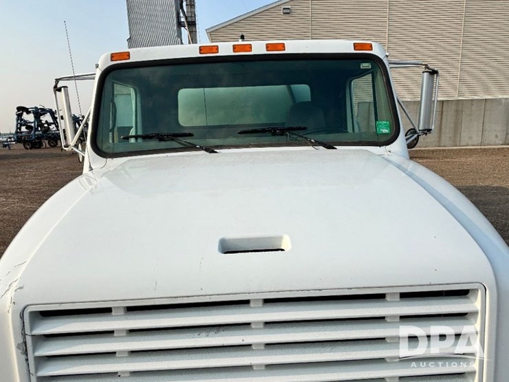 1996-international-4900-image-18