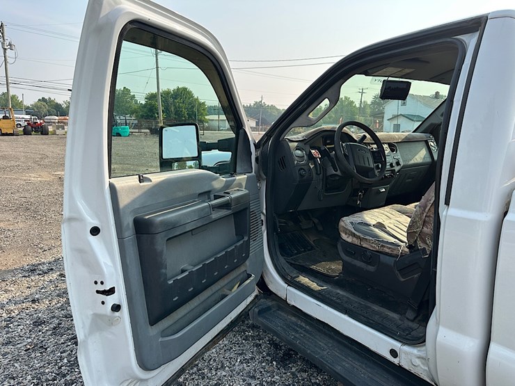 2012-ford-f350-image-9