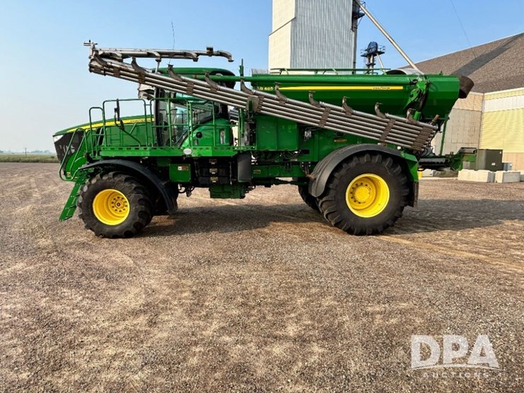 2019-john-deere-f4365-image-13