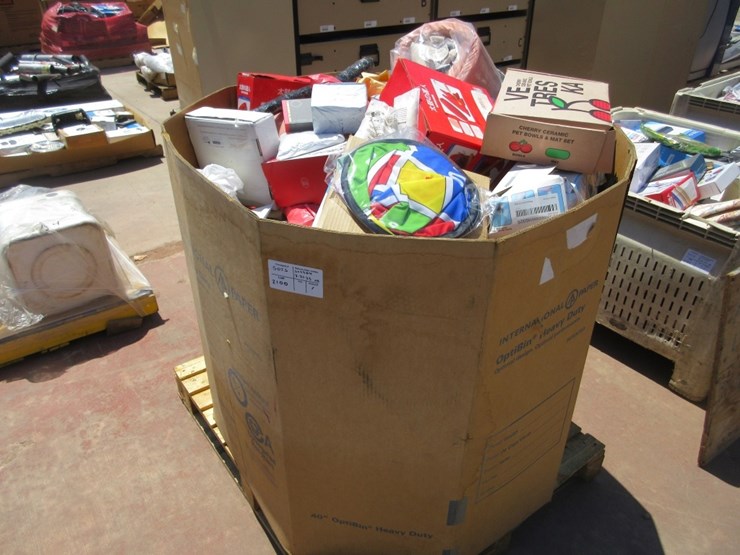 lot-of-misc-items,-image-4