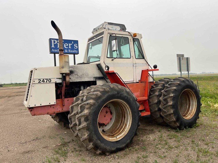 1975-case-2470-tractor-image-8
