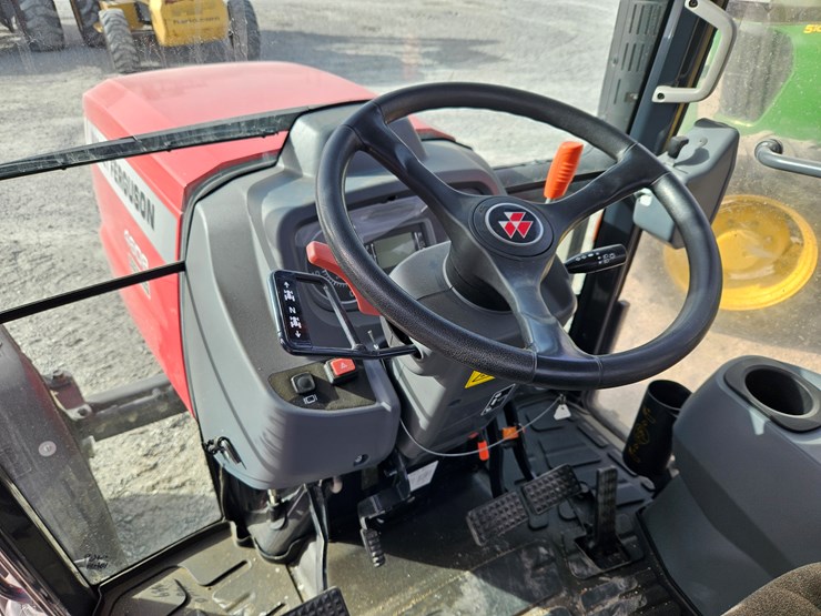 2013-massey-ferguson-4608-image-9