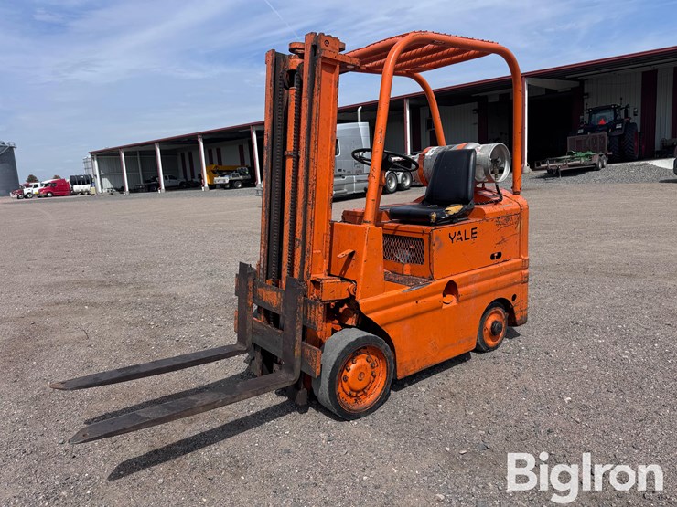 yale-l83c-040-sas-propane-forklift-image-1