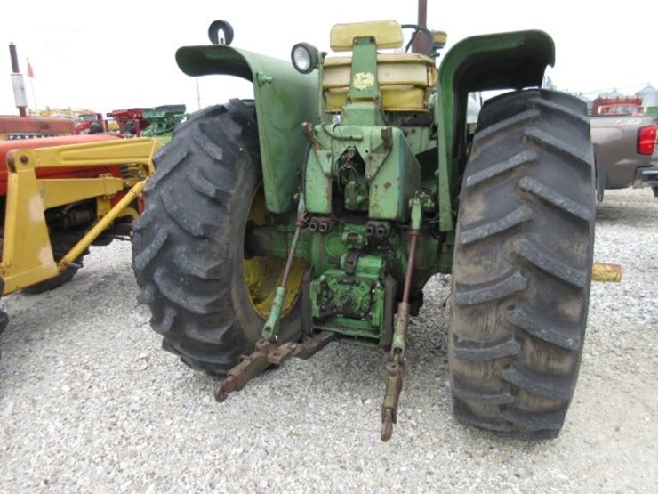 john-deere-4020-image-8