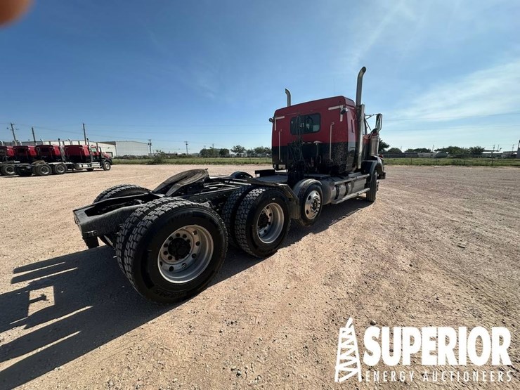2011-western-star-4900-image-3