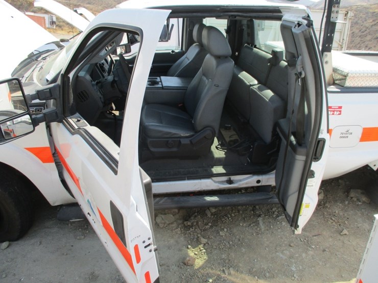 2015-ford-f250-xl-image-13