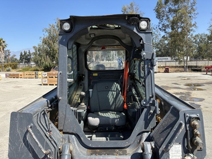 2020-deere-325g-image-12