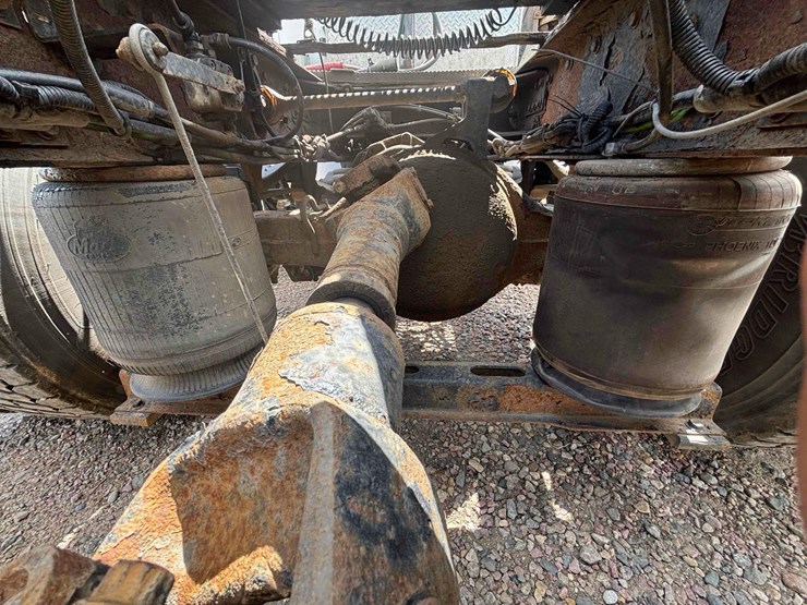 2007-mack-vision-cxn613-image-10