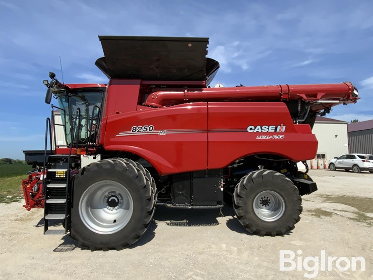 2021-case-ih-8250-image-8