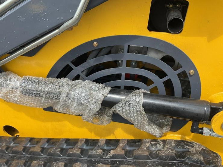 #1006-•-unused-2025-landhero-mini-skid-steer-loader-image-13