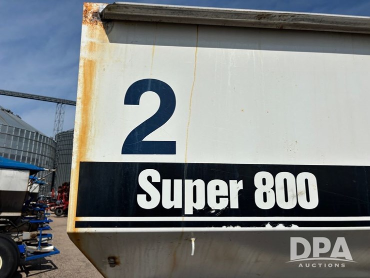 willmar-super-800-image-14