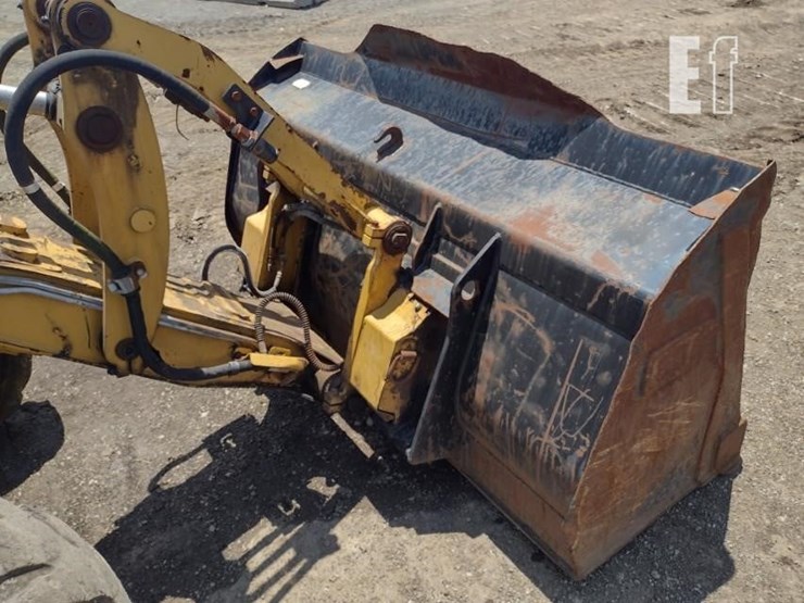 2007-caterpillar-906-image-17