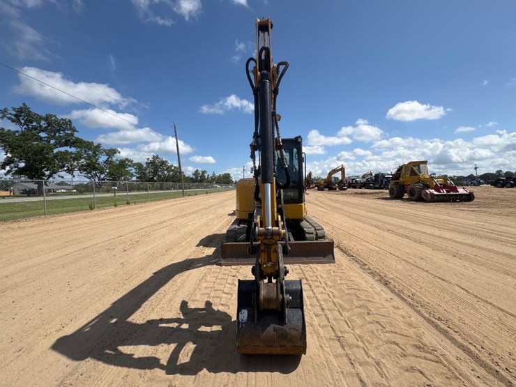 2015-caterpillar-305e2-cr-image-3