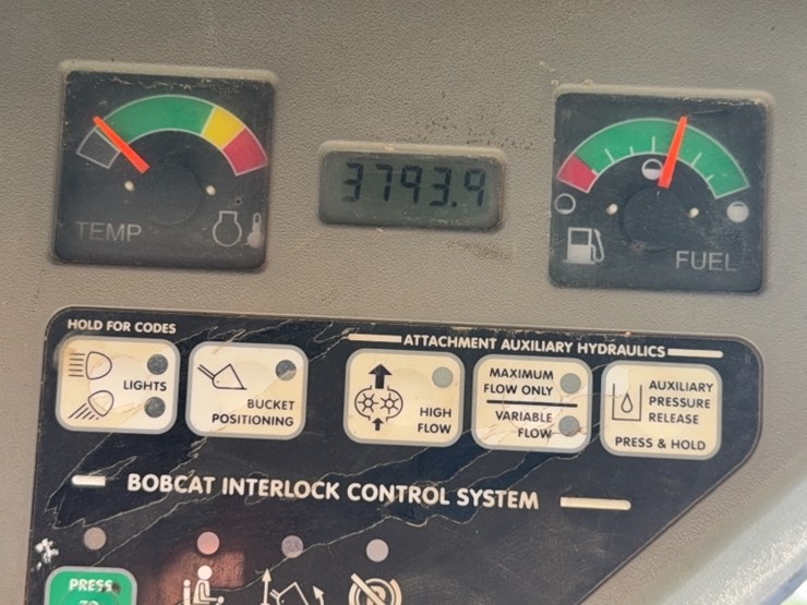 2007-bobcat-t190-image-15