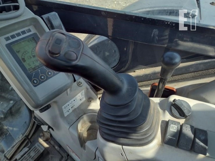 2013-hitachi-zx50u-5n-image-9