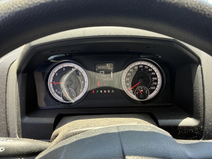 2016-dodge-ram-1500-image-15