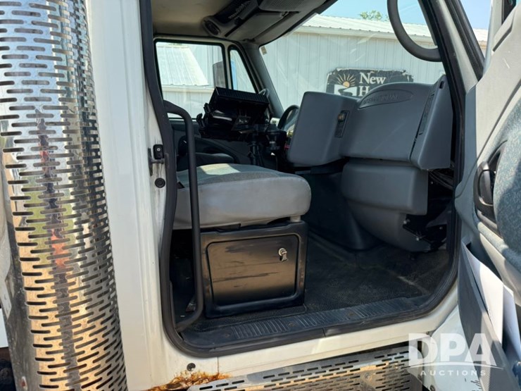 2007-international-7500-propane-truck-(cg363)-image-21