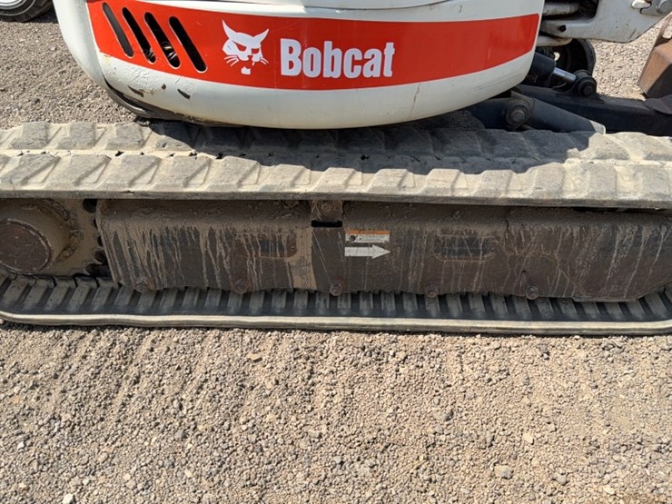 2008-bobcat-435-image-11