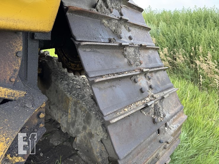 caterpillar-d6m-image-19