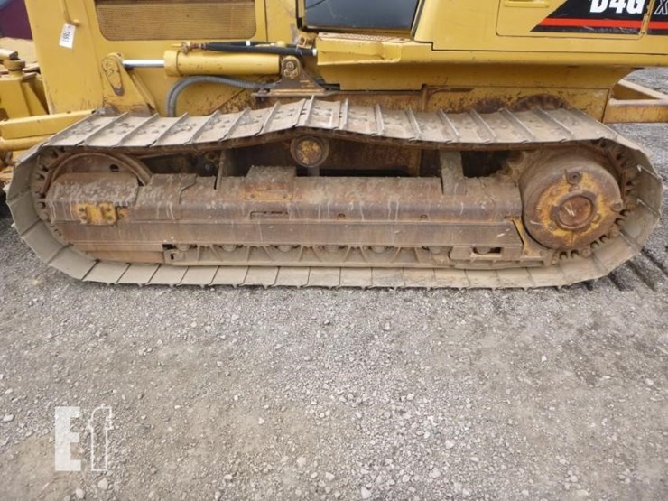 2005-caterpillar-d4g-xl-image-21