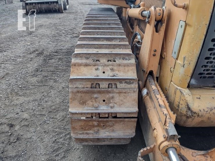 2012-case-850l-xlt-image-38