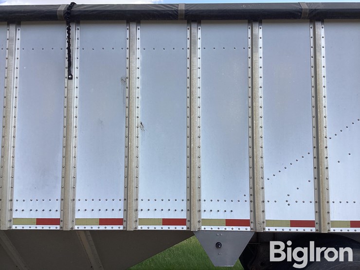 2000-merritt-grain-hopper-image-19