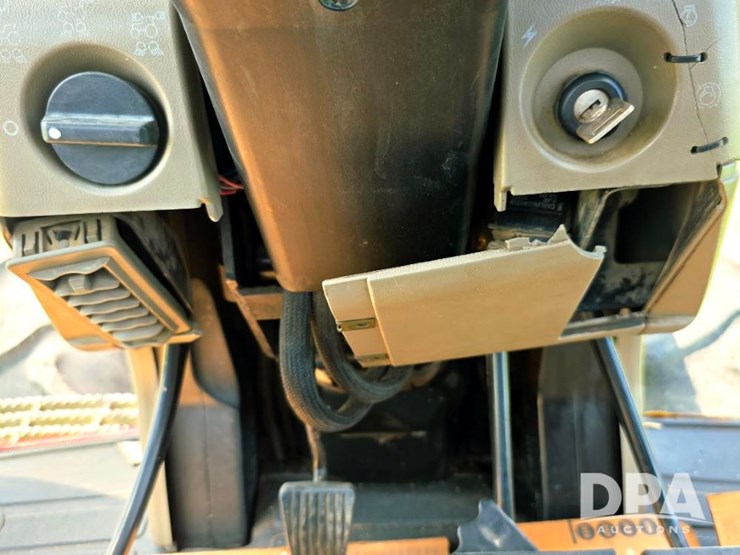 case-ih-mx255-image-13
