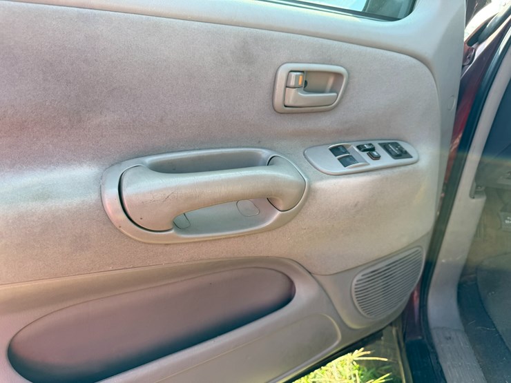 2006-toyota-tundra-image-32