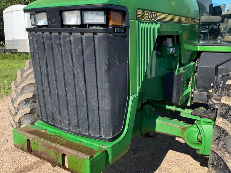 1996-john-deere-8300-image-9