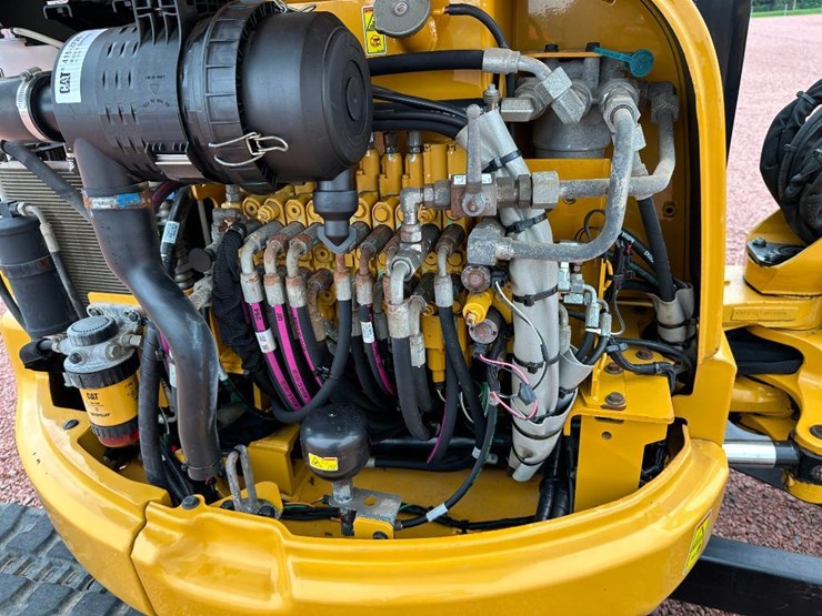 2019-caterpillar-303.5e2-cr-image-51