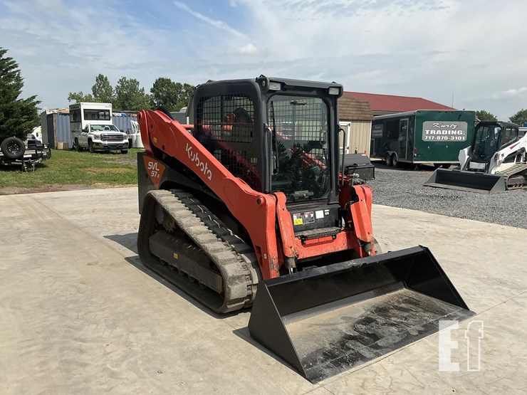 2021-kubota-svl97-2-image-8