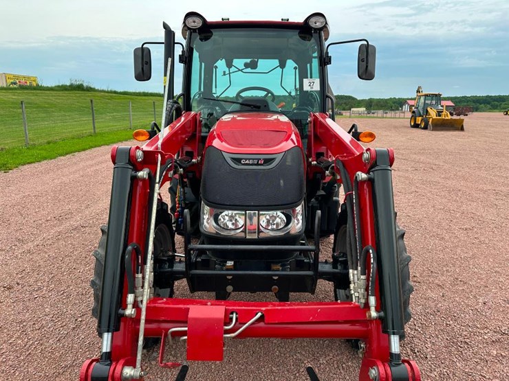 2023-case-ih-farmall-75a-image-30
