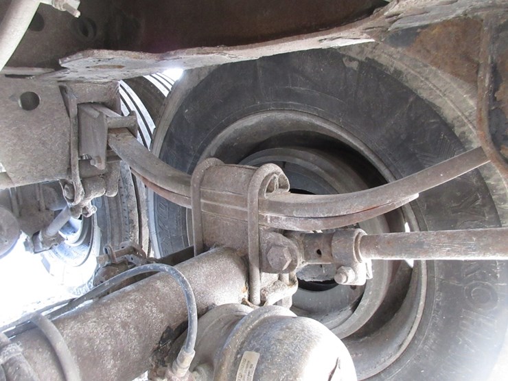 2010-wilson-hopper-bottom-image-11