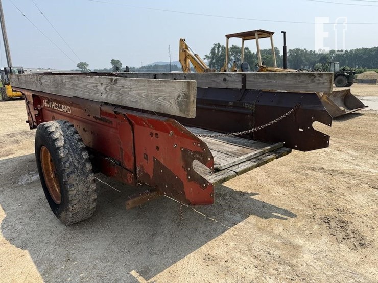 new-holland-520-image-6