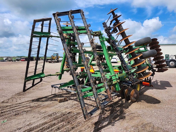 john-deere-635-image-2