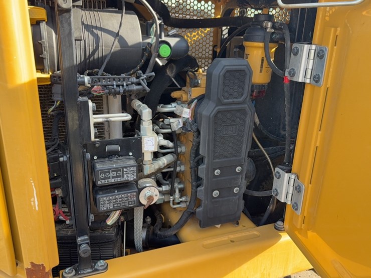caterpillar-306-cr-image-10