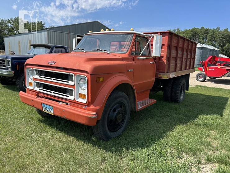 1970-chevrolet-c50-image-1