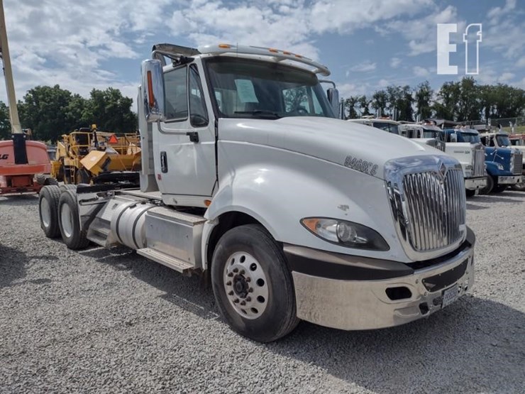 2015-international-prostar-image-3
