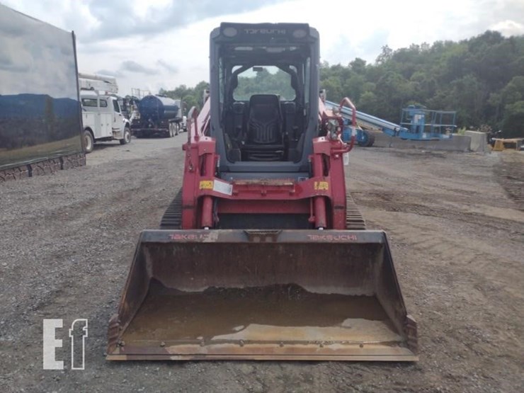 2017-takeuchi-tl12r2-image-2