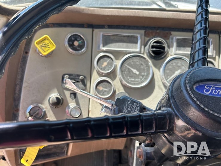 1991-ford-l8000-image-34