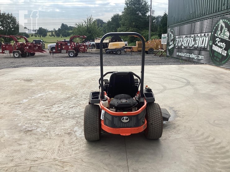 2015-kubota-z122e-image-3