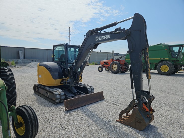 2019-deere-60g-image-25