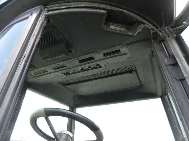 john-deere-4640-image-15