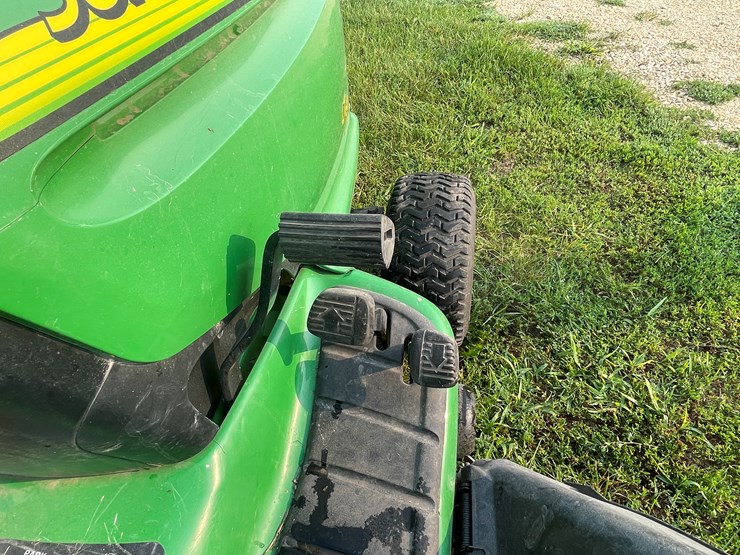 john-deere-lt150-image-13