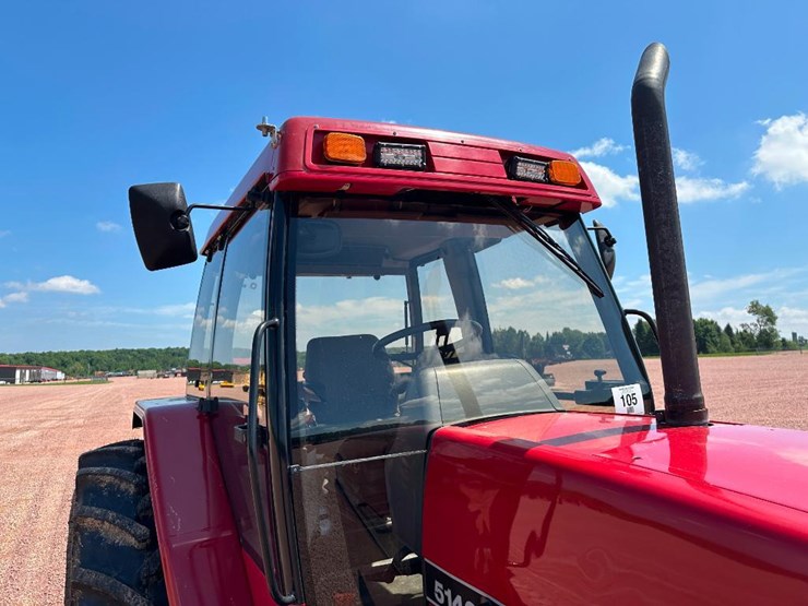 1990-case-ih-5140-image-16