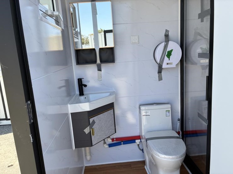 49"x87"x98"-portable-restroom-w/-shower-image-7