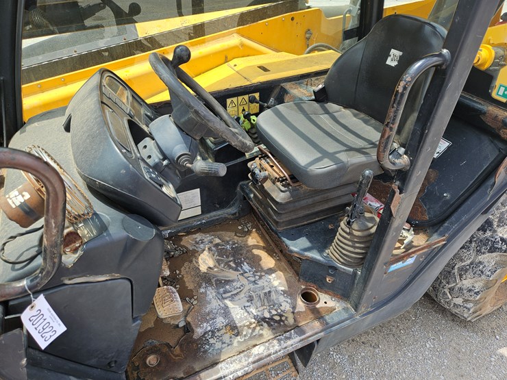 2014-jcb-507-42-image-7